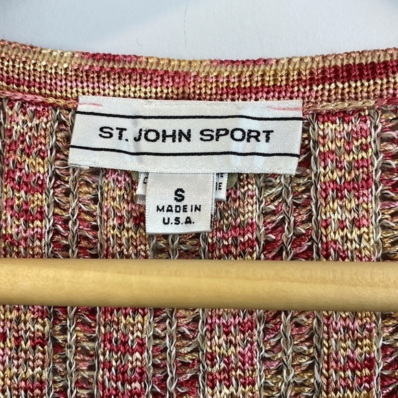 St. John Sport • Knitted Scoop Neck Tank Top - Picture 6 of 8